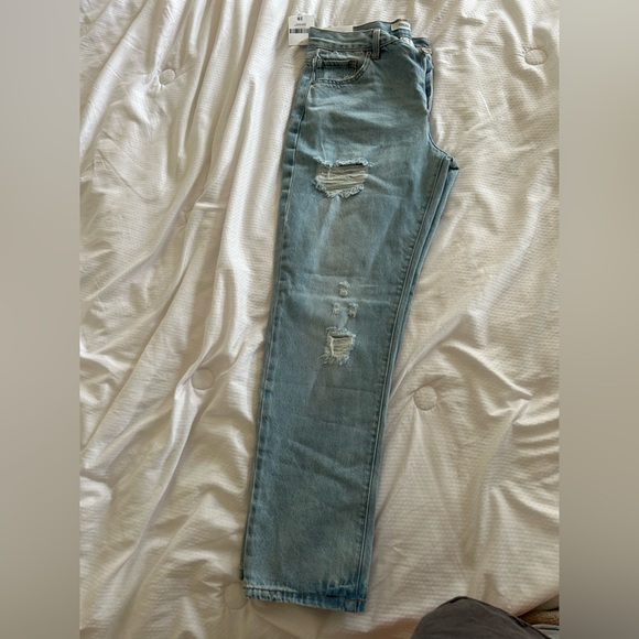 Brand new, never worn Forever 21 jeans size 28 - Picture 3 of 4